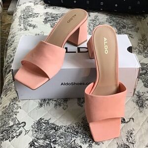 **New** Aldo Peach Block Heel Slide Sandals square toe, 8M